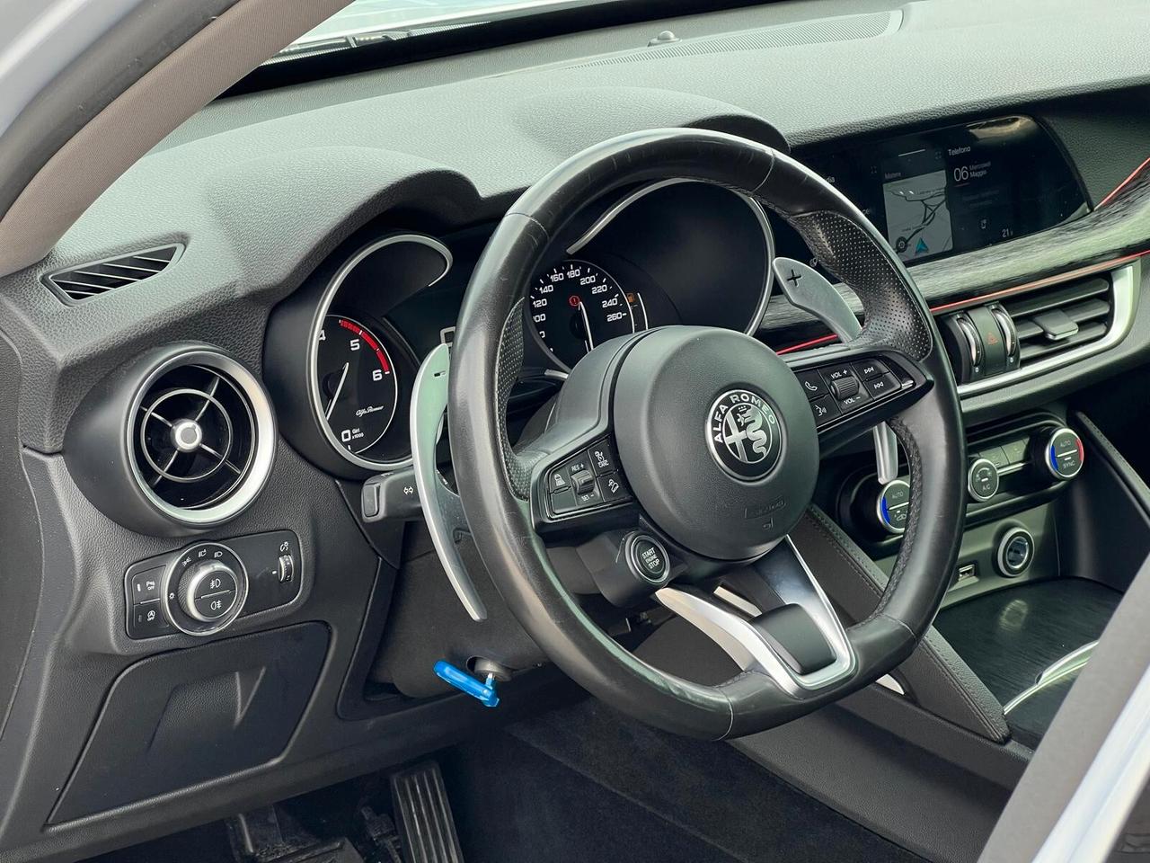 Alfa Romeo Stelvio 2.2 Turbodiesel 160 CV AT8 RWD Super Business