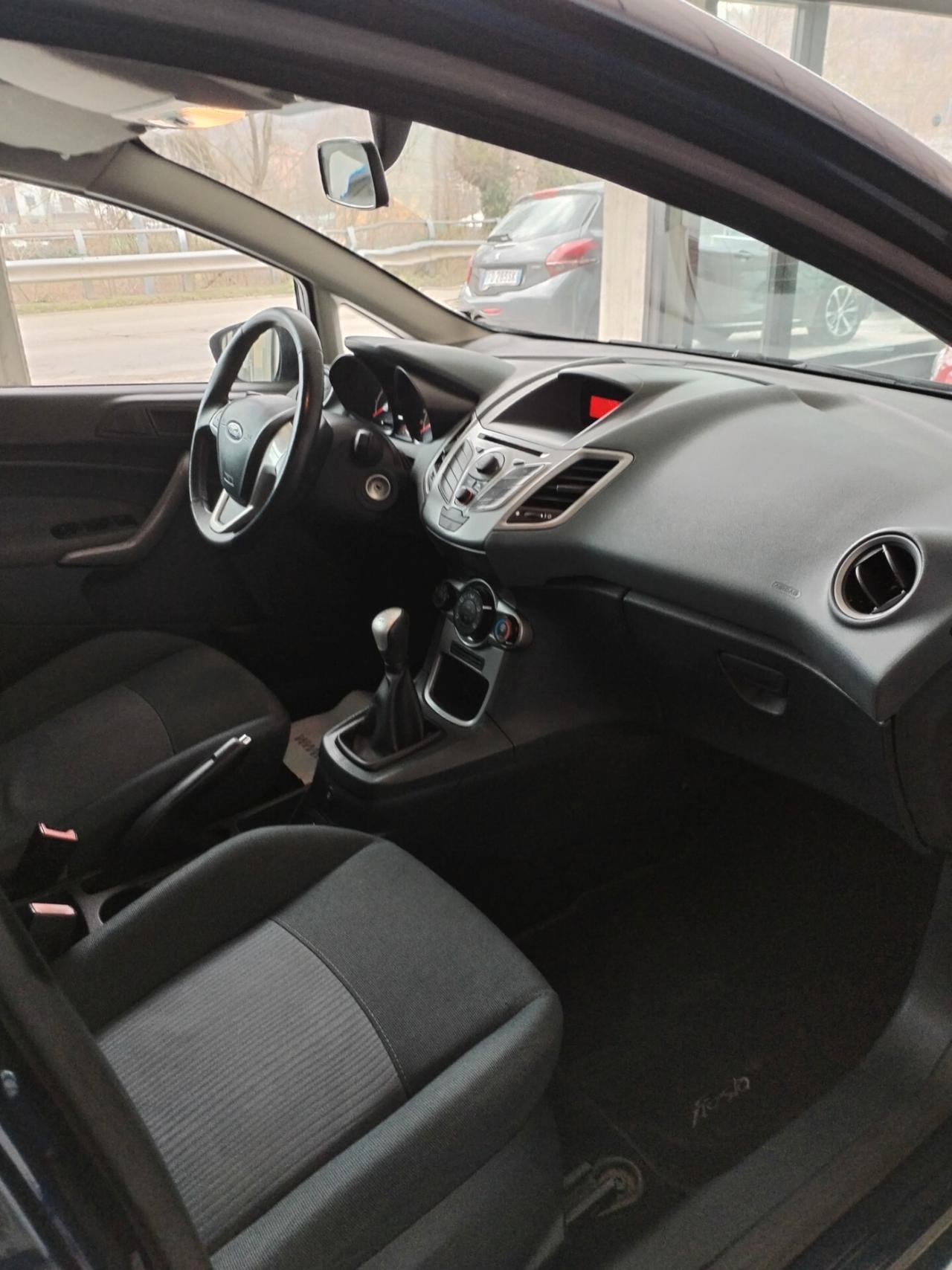 Ford Fiesta 1.4 3 porte Bz.- GPL Titanium