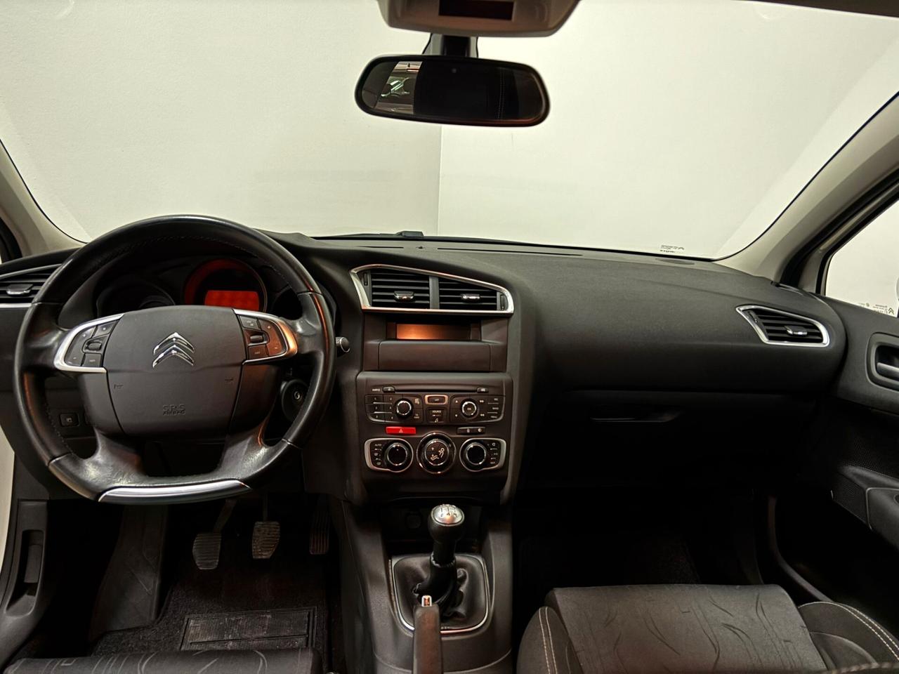 Citroen C4 1.4 VTi 95
