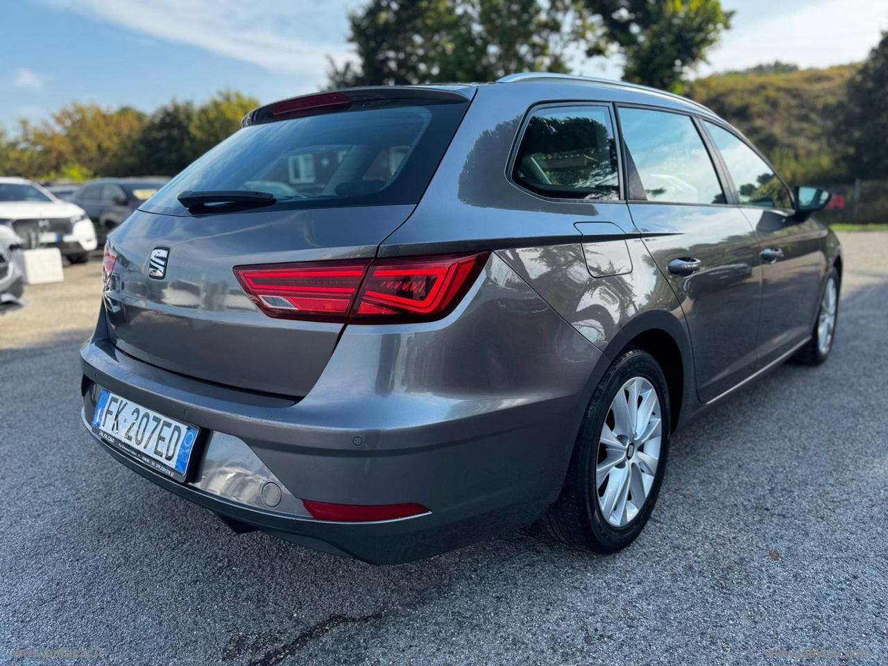 SEAT Leon 1.4 TGI DSG ST Business