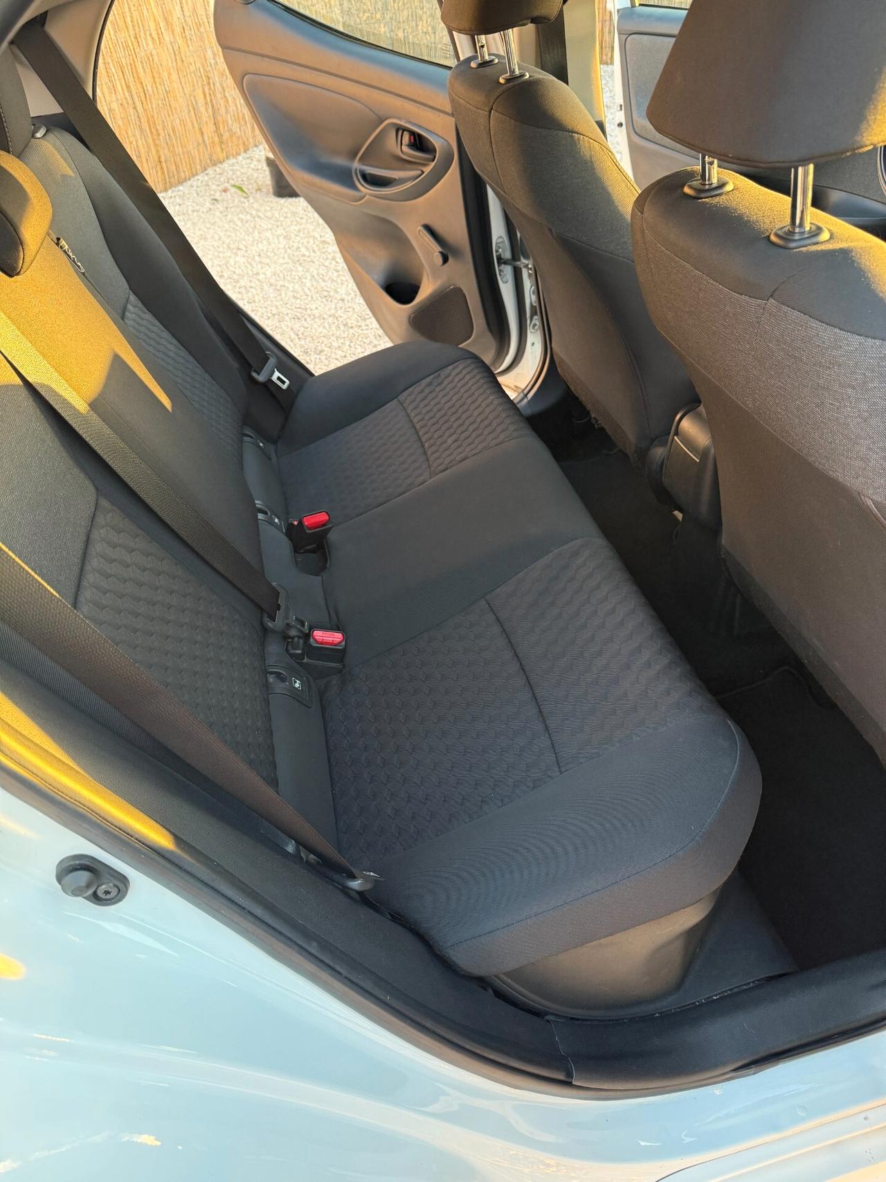 Toyota Yaris 1.5 Hybrid 5 porte Business