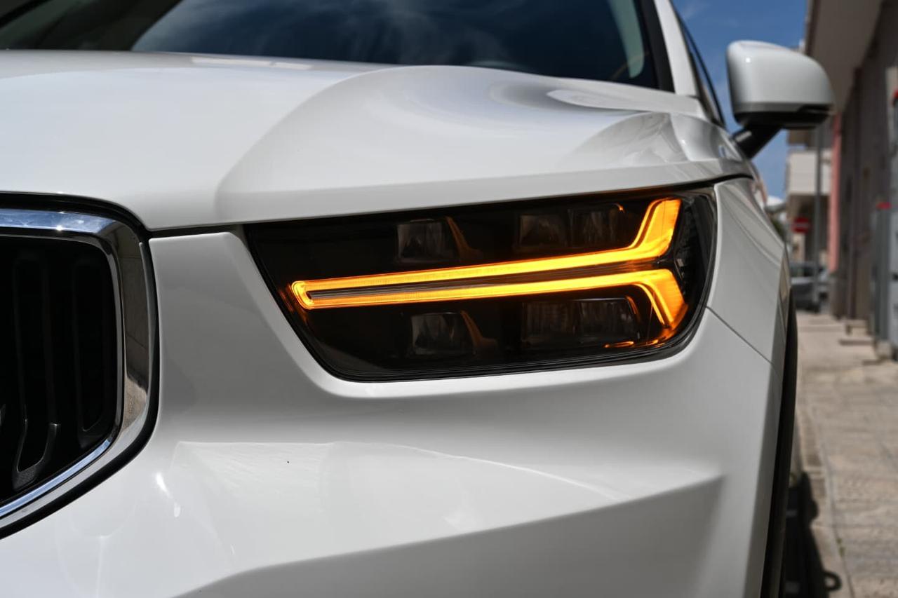 Volvo XC40 D3 Geartronic Momentum Pro