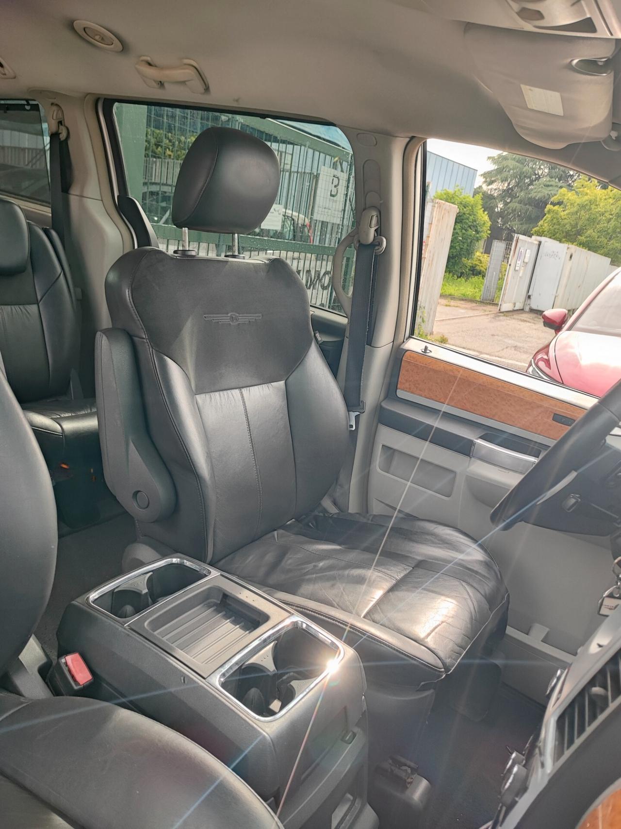 Chrysler Voyager Grand 2.8 CRD DPF Limited