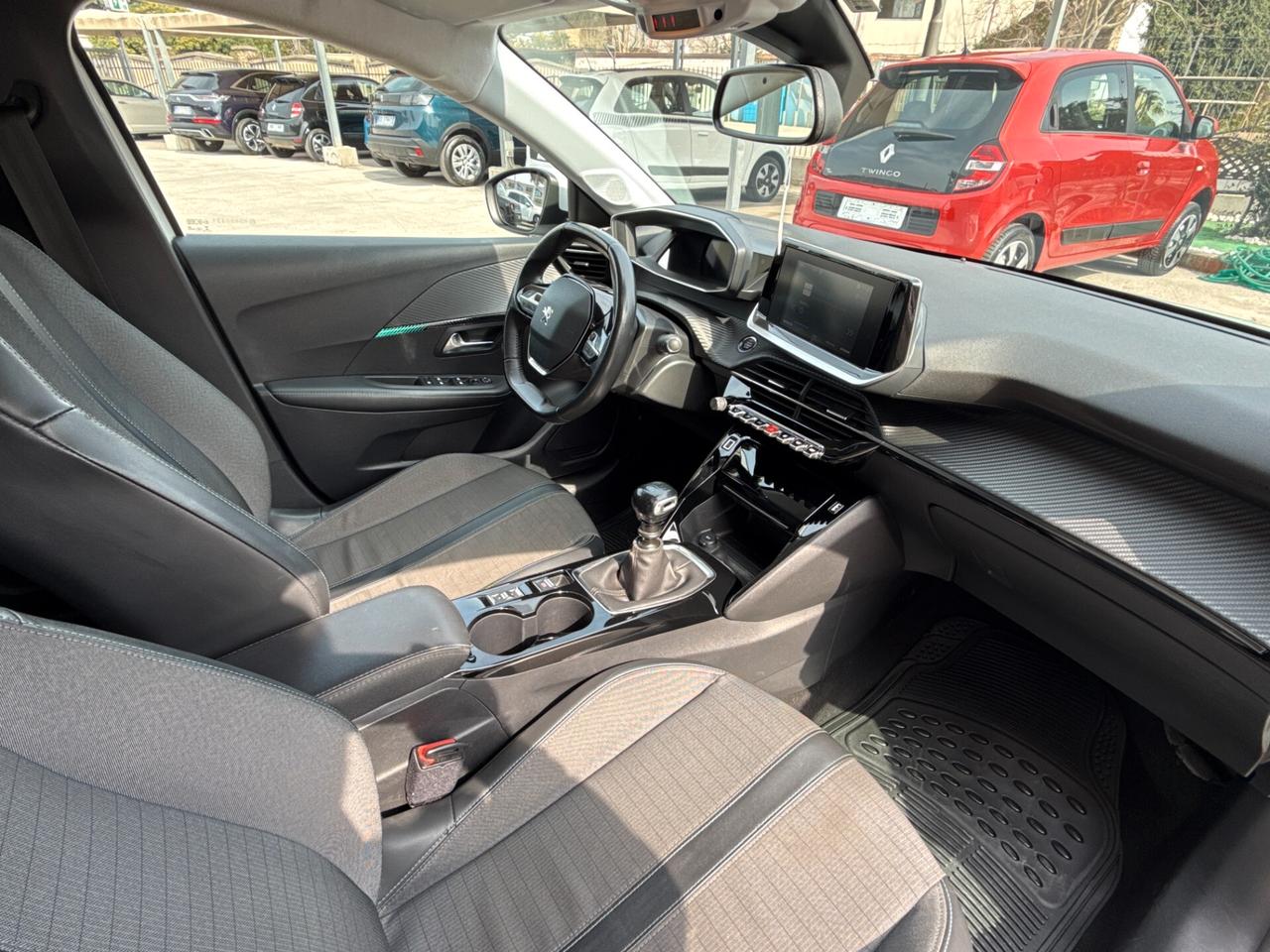 Peugeot 208 100cv 5 porte Allure