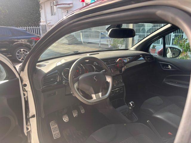 DS AUTOMOBILES DS 3 1.4 HDi 70 Chic
