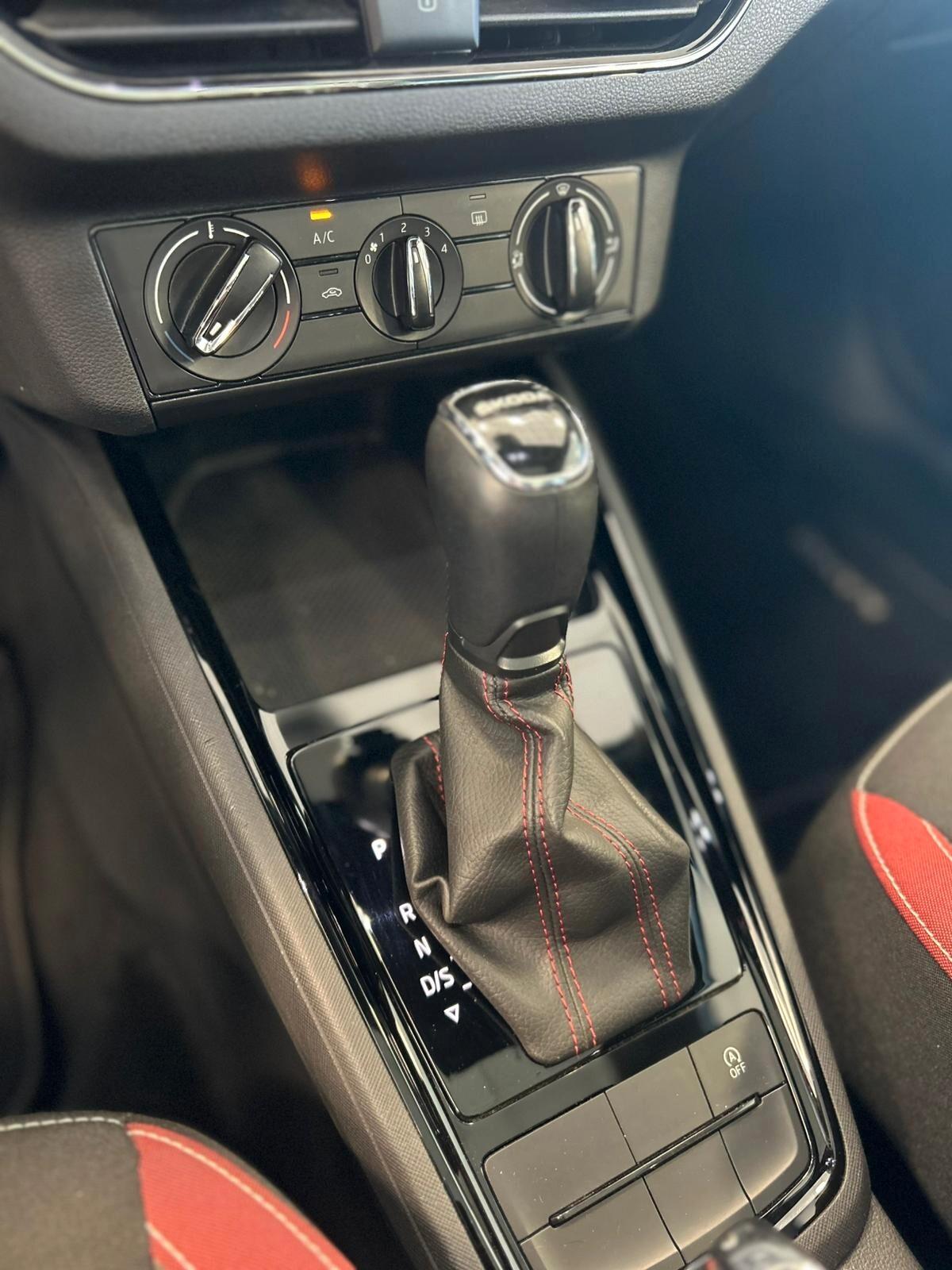 Skoda Kamiq 1.0 TSI 110 CV DSG Monte Carlo