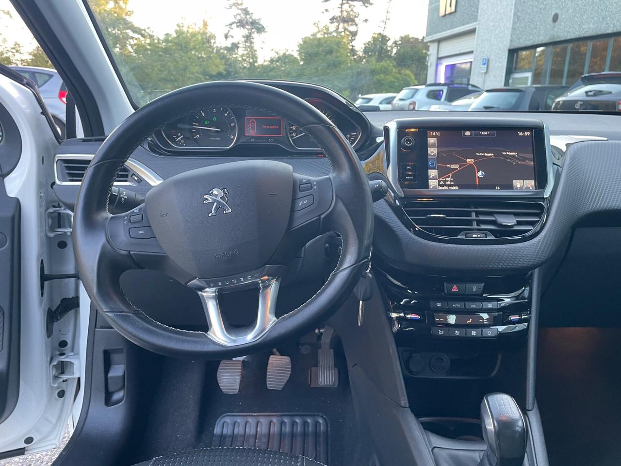 Peugeot 208 BlueHDi 75 5 porte Allure*Navi*Solo 40000km*