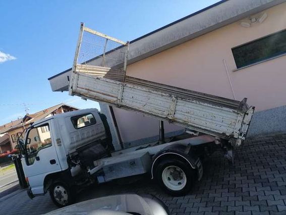 Isuzu NPR 131CV RIBALTABILE TRILATERALI
