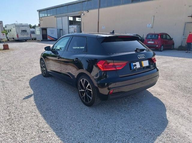 Audi A1 35 1.5 tfsi Identity Black s-tronic