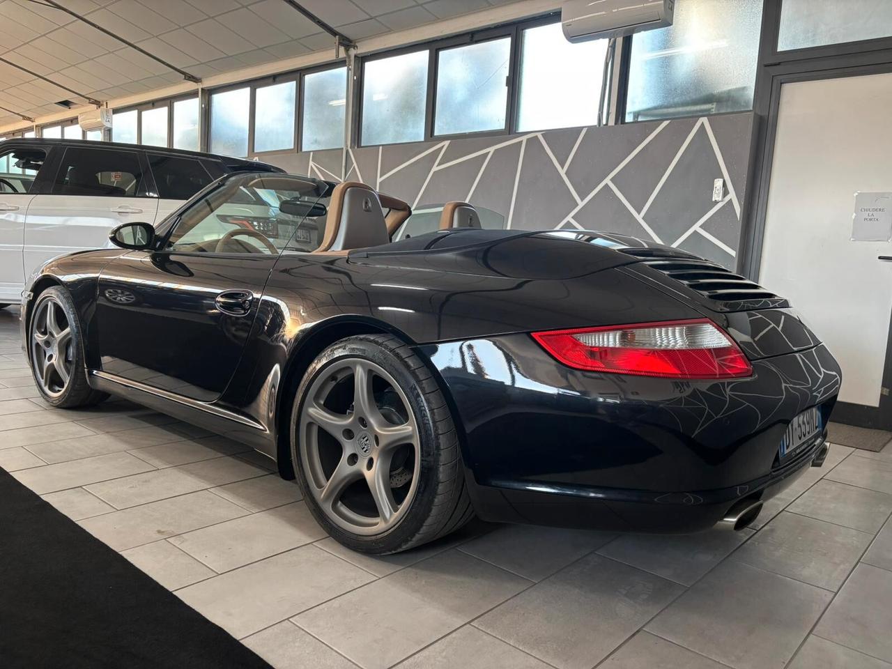 Porsche 911 Carrera Cabriolet