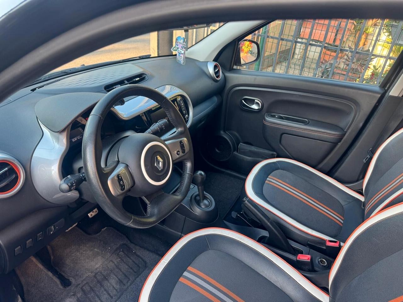 Renault Twingo TCe 110 CV EDC GT sport