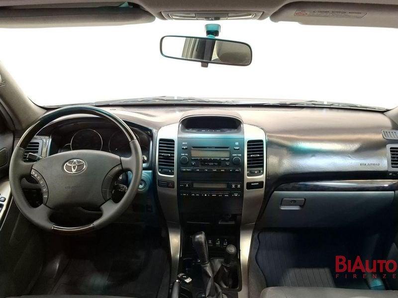 Toyota Land Cruiser Land Cruiser kdj125 3p 3.0 d-4d Executive auto my05