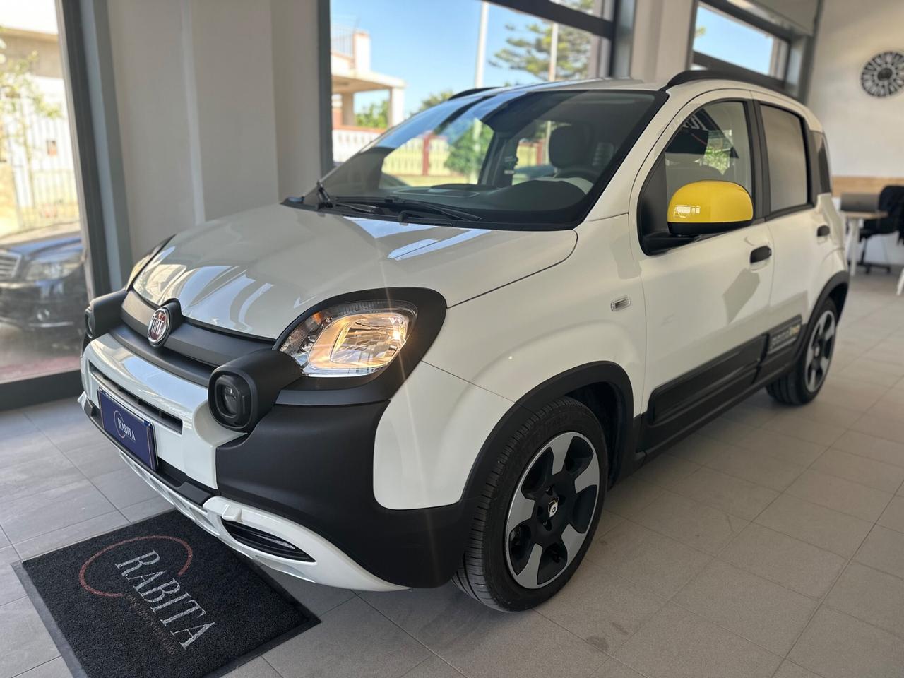 Fiat Panda Pandina Cross 1.0 Hybrid 11/2024 3.000 Km
