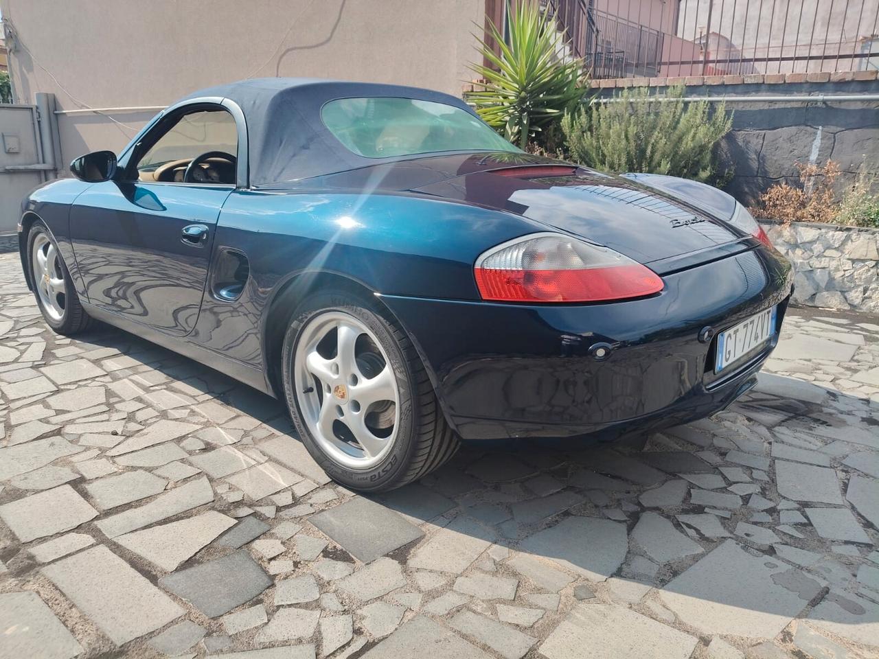 Porsche Boxster 2.5i 24V cat