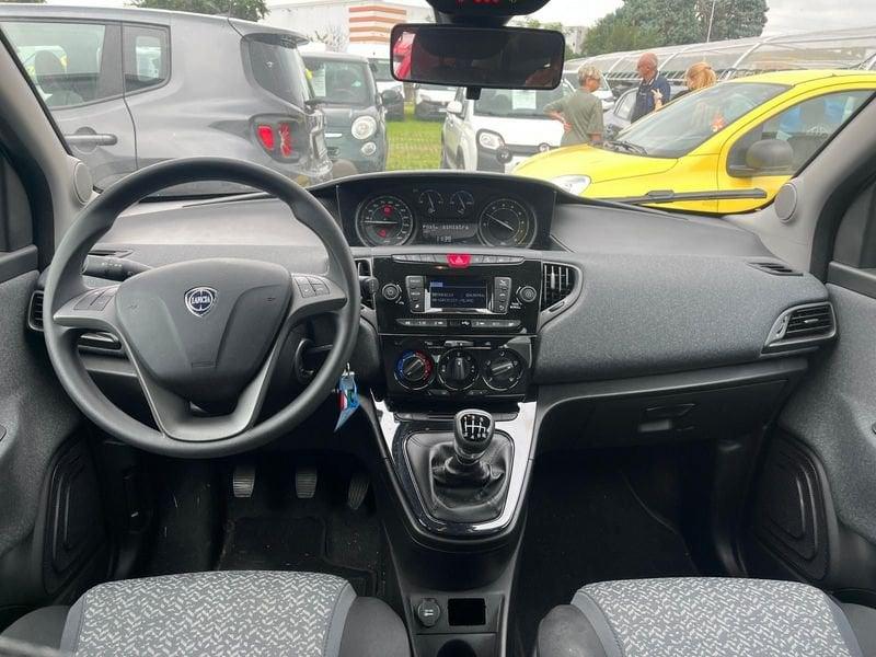 Lancia Ypsilon Ypsilon 1.0 FireFly 5 porte S&S Hybrid Silver Plus