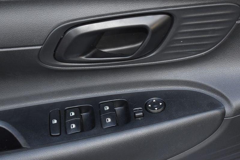 Hyundai i20 i20 1.0 t-gdi Dark Line 90cv mt