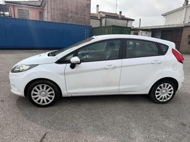 FORD Fiesta 1.4 TDCi 68CV 5p Titanium senza lavoro da fare