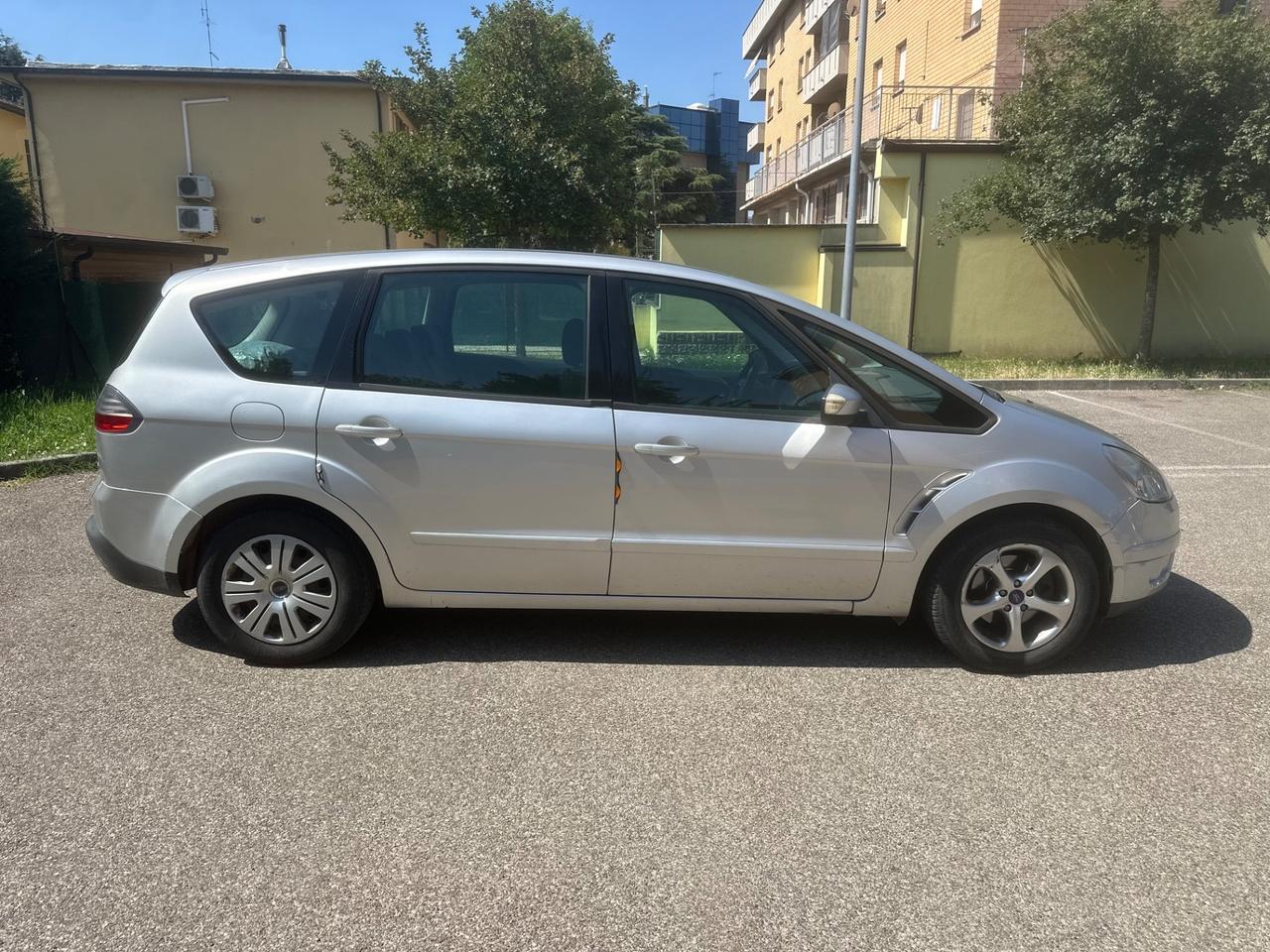 Ford S-Max 1.8 TDCi 125CV Titanium