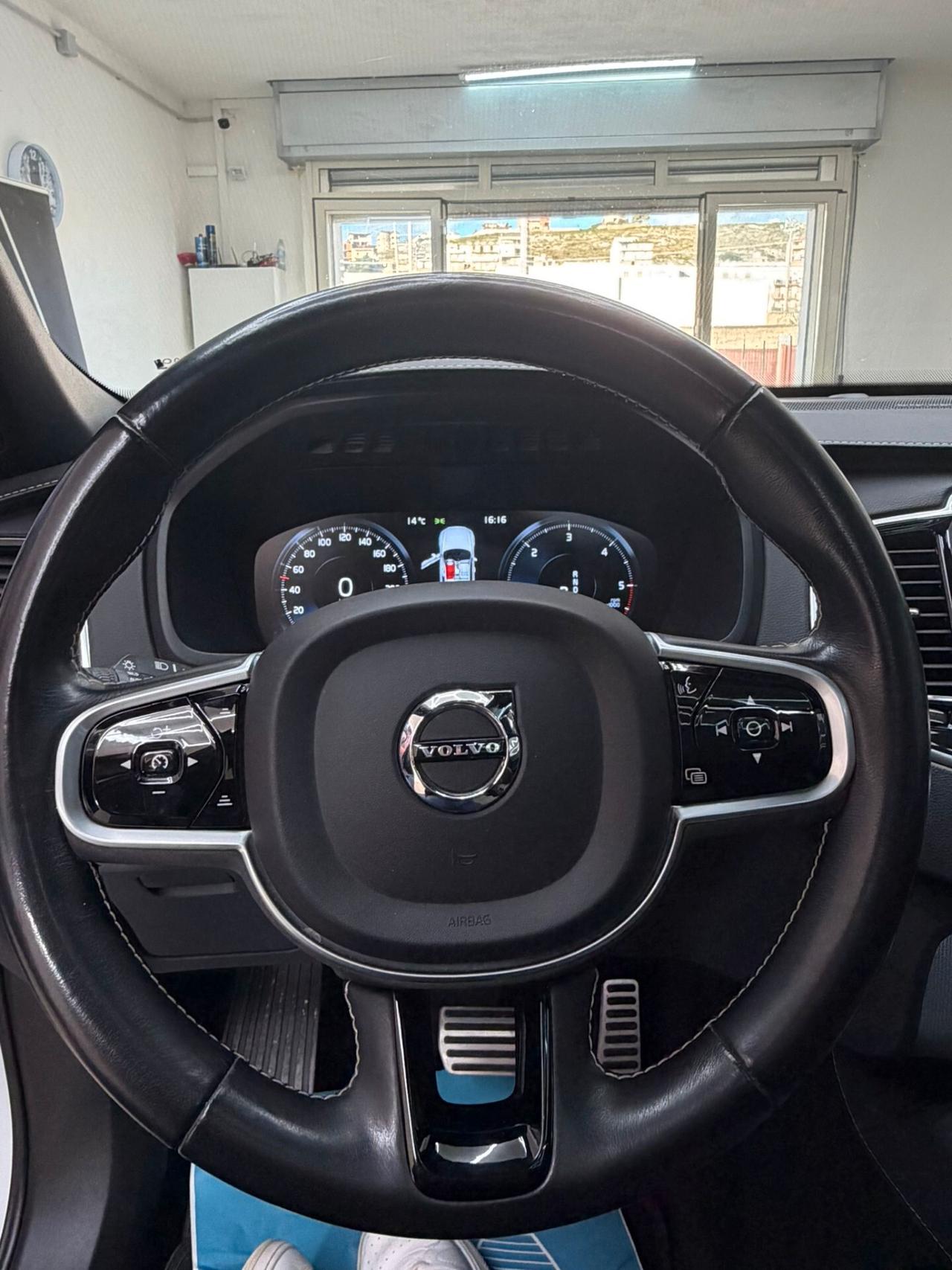 Volvo XC 90 XC90 B5 (d) AWD Geartronic R-design