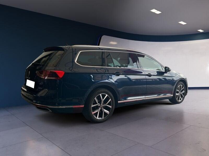 Volkswagen Passat Variant 2.0 TDI Executive 4Motion 200 CV DSG