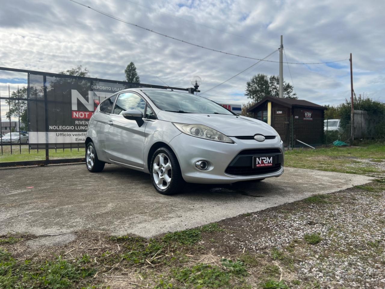 Ford Fiesta 1.4 3 porte Bz.- GPL Titanium