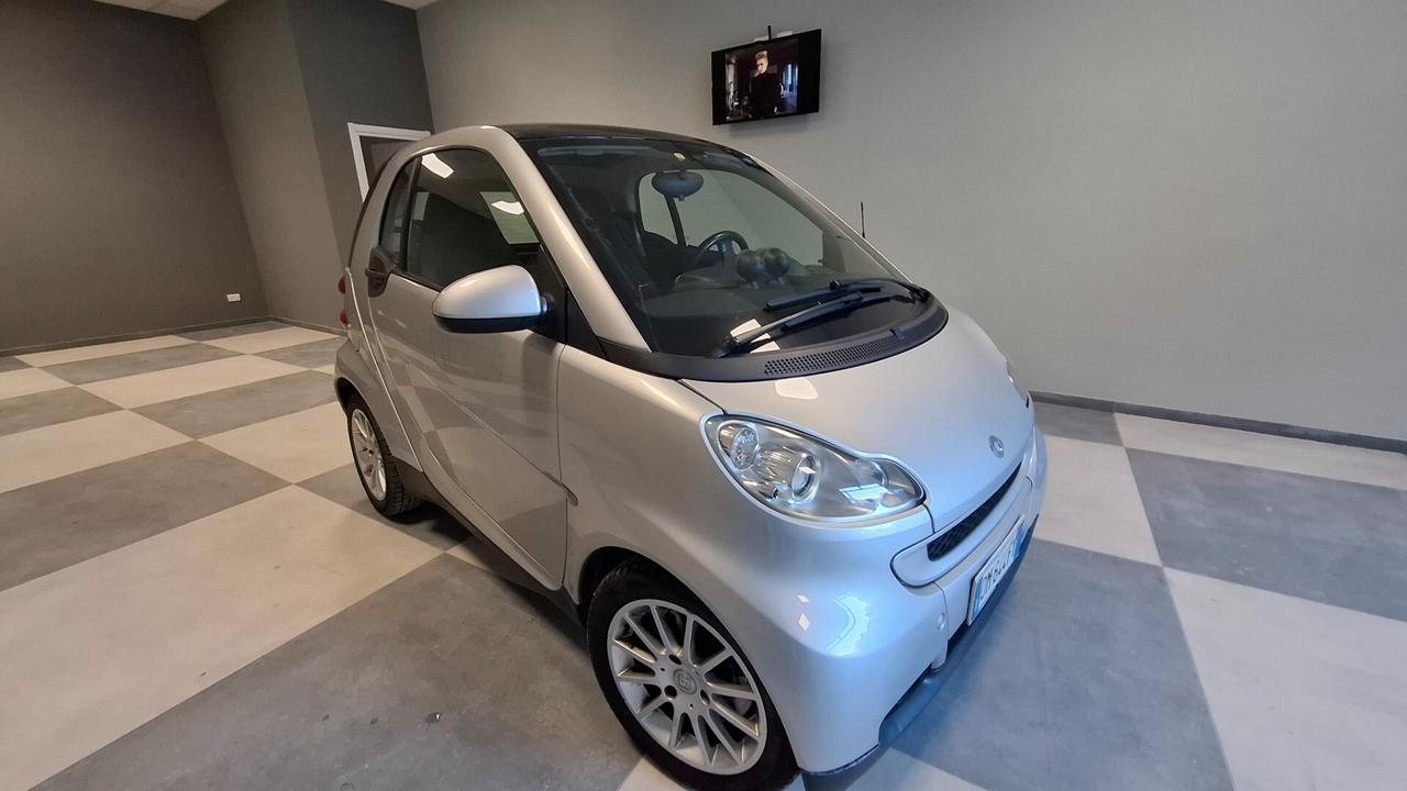 Smart ForTwo 1000 62 kW coupé pulse