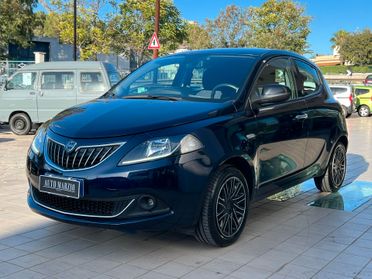 Lancia Ypsilon 1.0 FireFly 5 porte S&S Hybrid Ecochic Gold