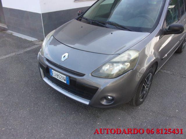 RENAULT Clio 1.2 16V TCE 100CV SporTour Dynamique