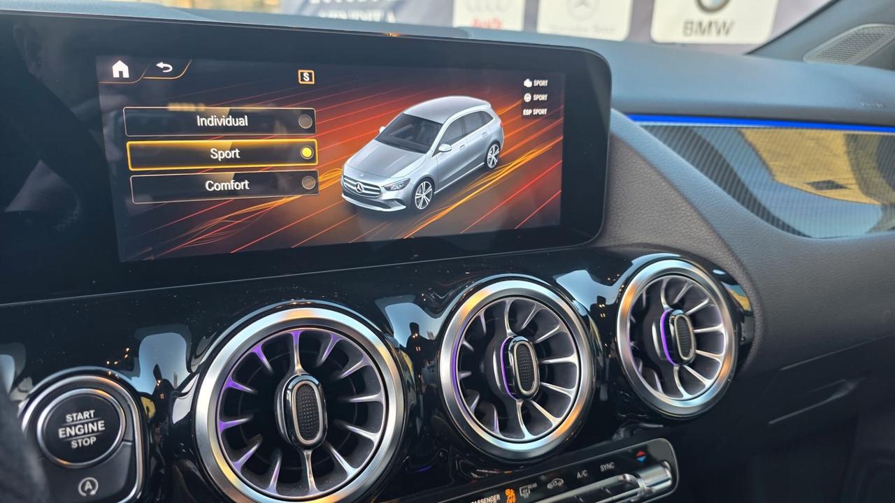 Mercedes-benz B 180 Premium AMG Luci Navi