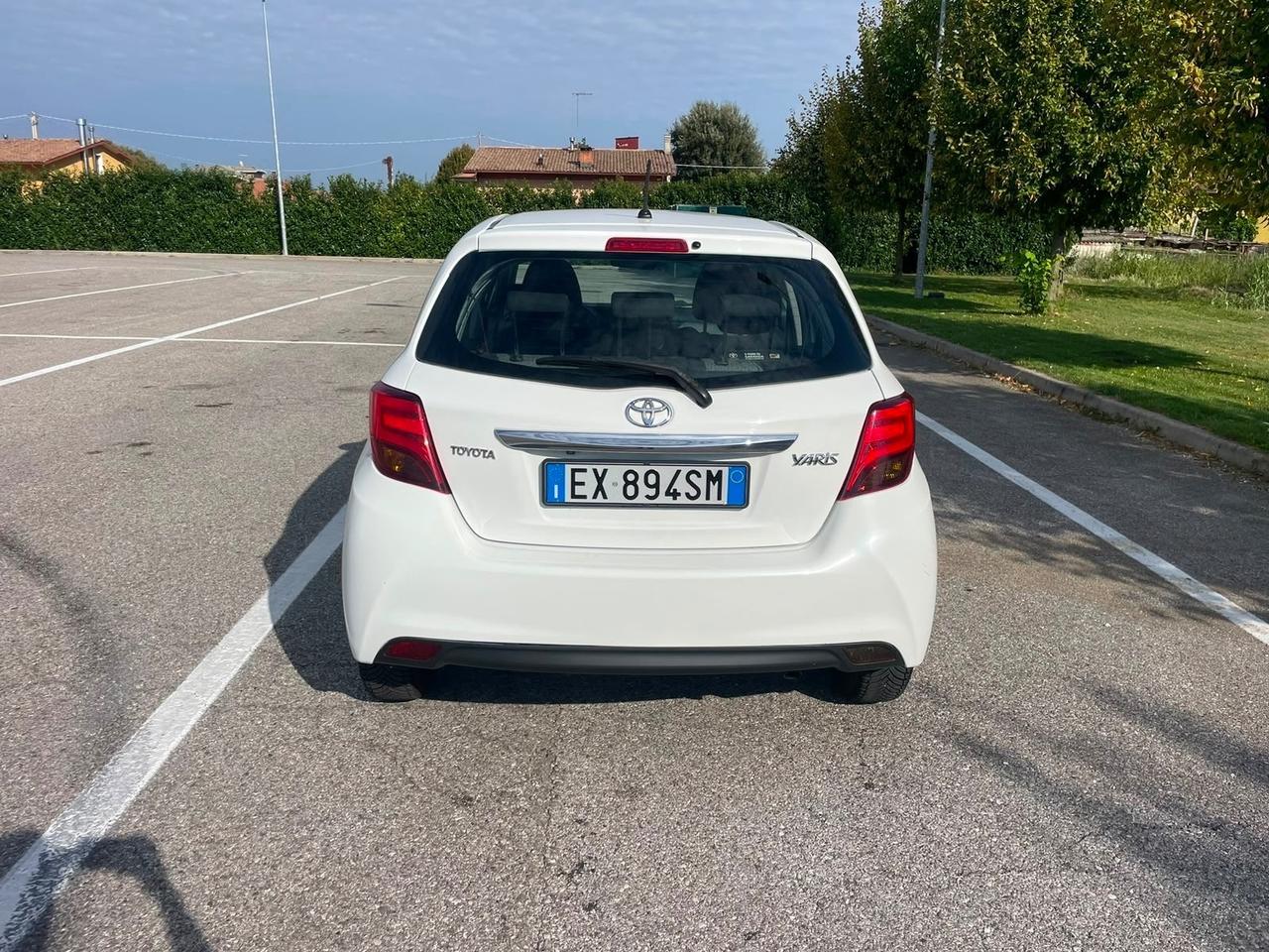 Toyota Yaris 1.4 D-4D 5 porte Lounge