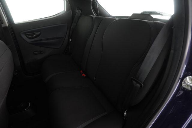 LANCIA Ypsilon Ypsilon 1.2 69 CV 5 porte Silver