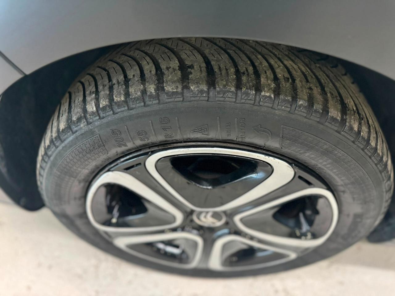 Citroen C3 BlueHDi 75 S&S Shine -Neopatentati