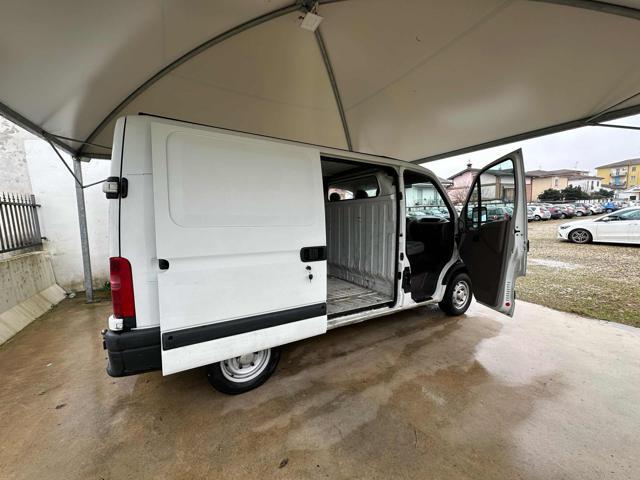 RENAULT Master T33 2.8 dTi PM-TA Furgone KM E MOTORE ORIGINALI