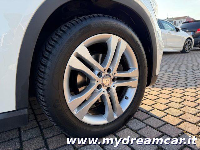 MERCEDES-BENZ GLA 180 d Automatic Sport