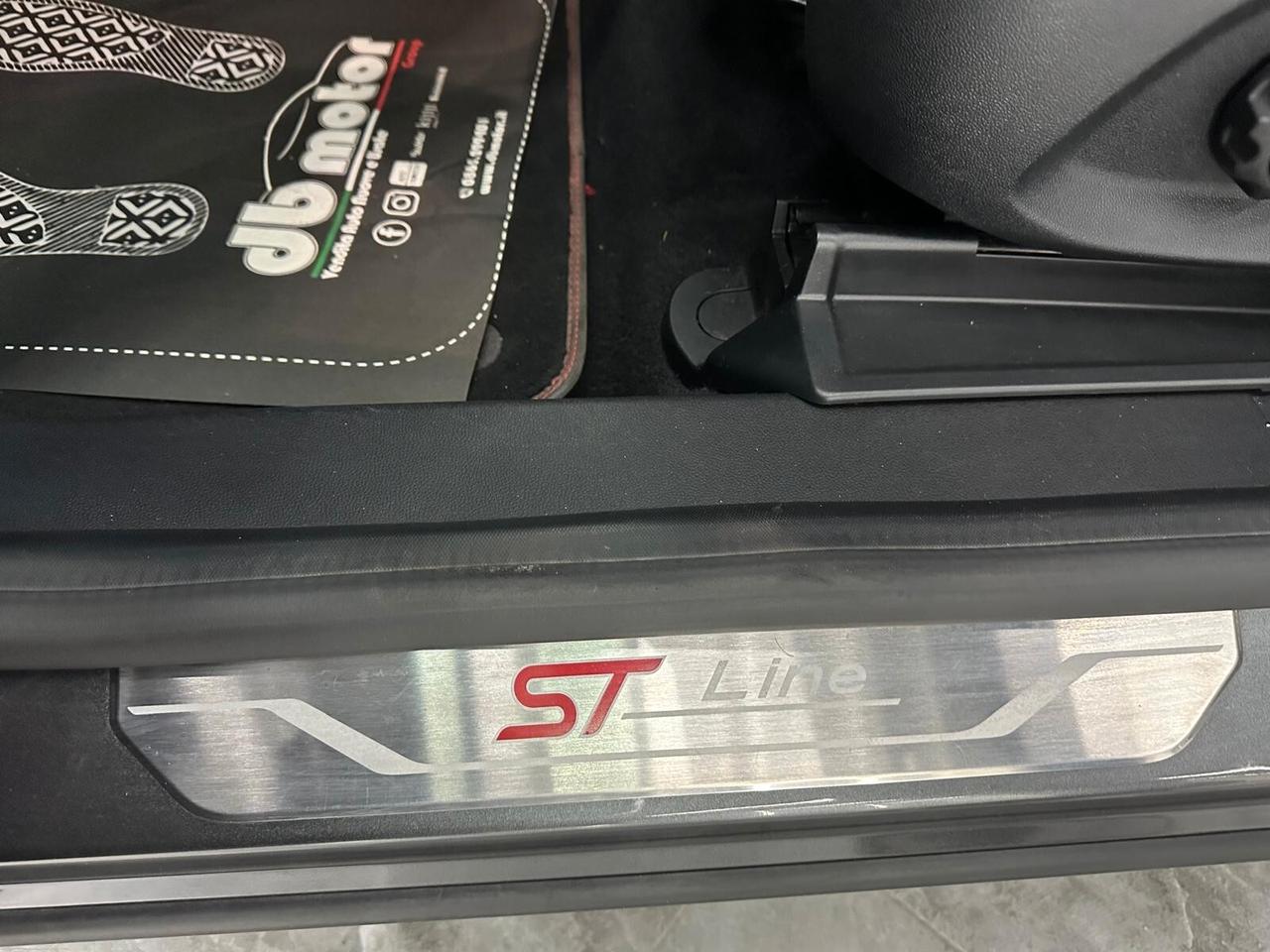 Ford Puma 1.0 EcoBoost Hybrid 155 CV S&S ST-Line