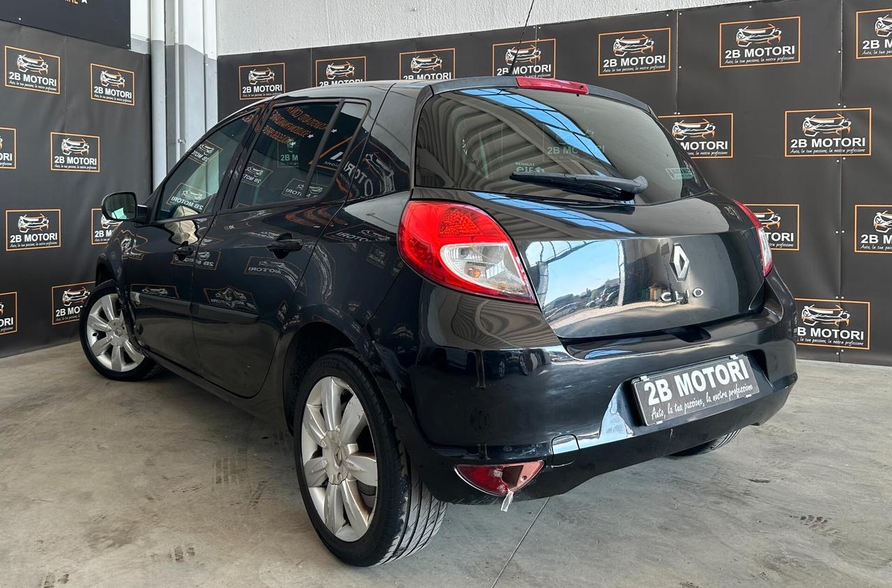 Renault Clio 1.2 16V 5 porte Dynamique