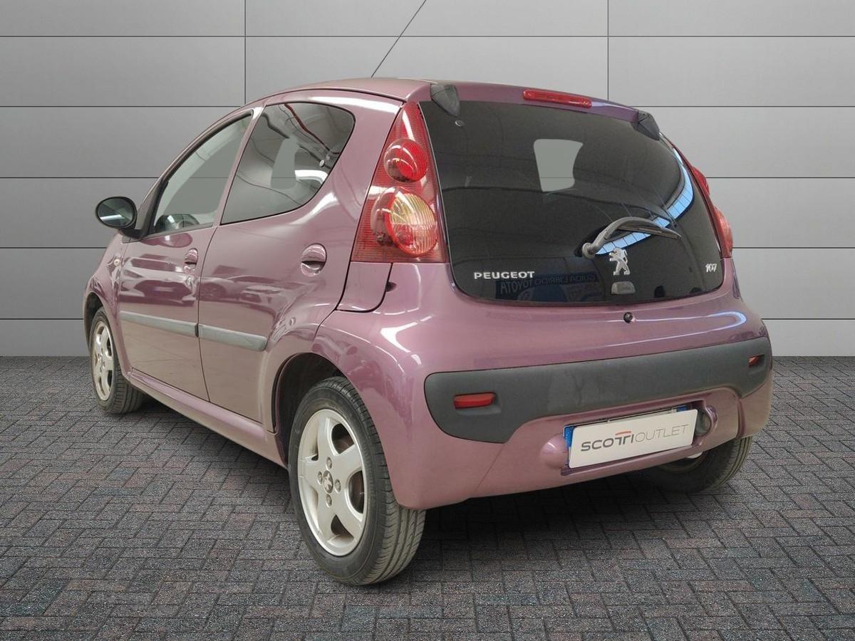PEUGEOT 107 5p 1.0 12v Urban Move
