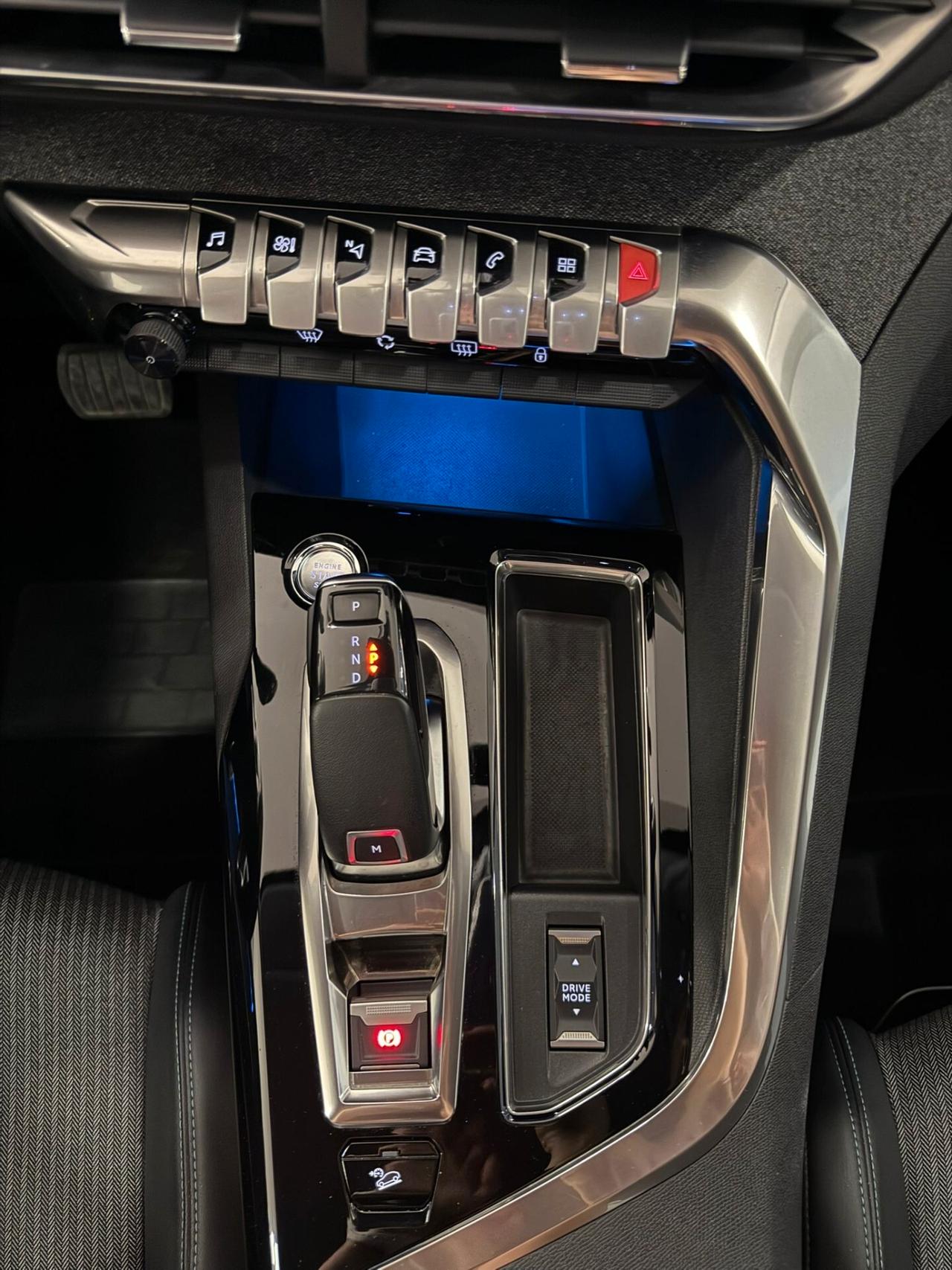 Peugeot 3008 BlueHDi 130 S&S EAT8 Allure