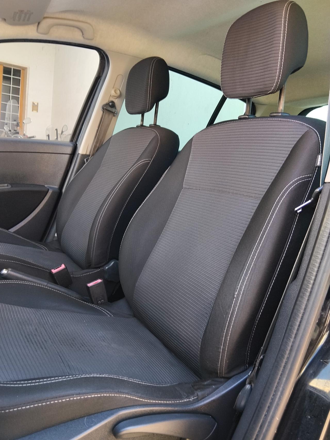 Renault Clio 1.2 16V 5 porte Dynamique