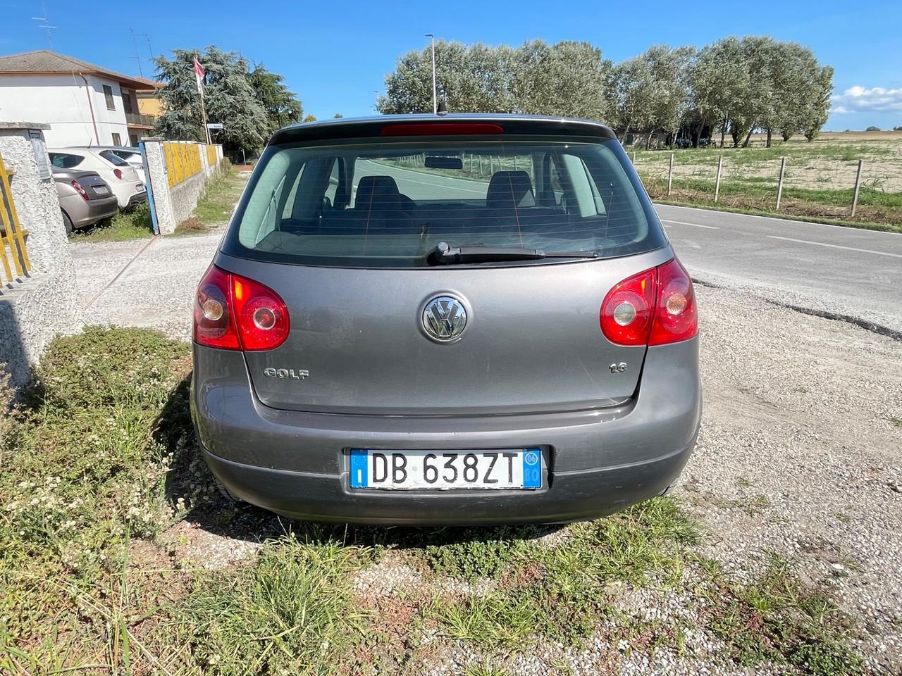 Volkswagen Golf 1.6 3p. Comfortline