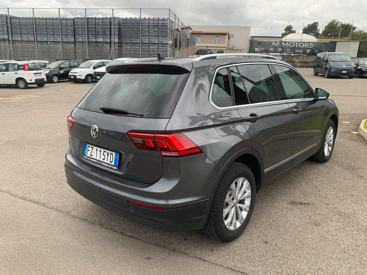 Volkswagen Tiguan 2.0 TDI SCR DSG Business BlueMotion Technology