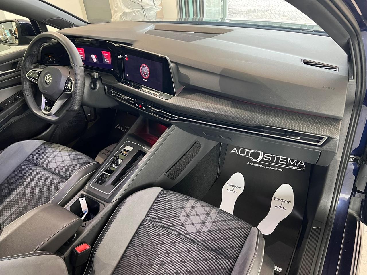 VOLKSWAGEN Golf VIII 2020 1.5 etsi evo R-Line 150cv dsg
