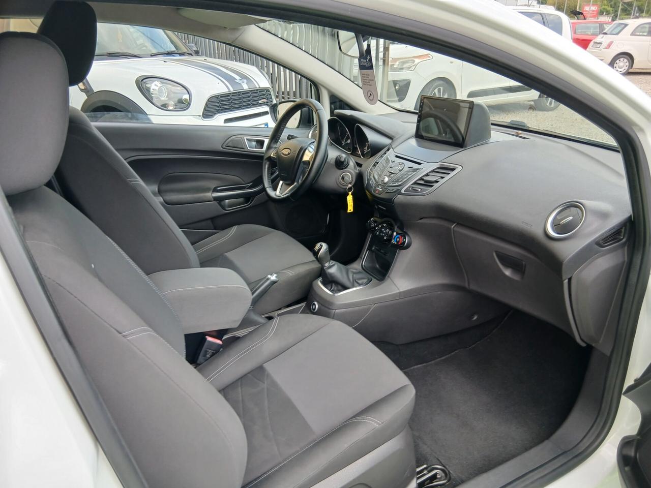 FORD FIESTA BICOLOR 1.4 GPL