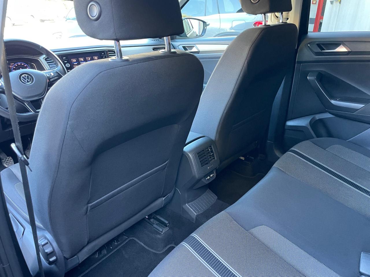 Volkswagen T-Roc 1.0 tsi Style 110cv ok neop. GARANZIA