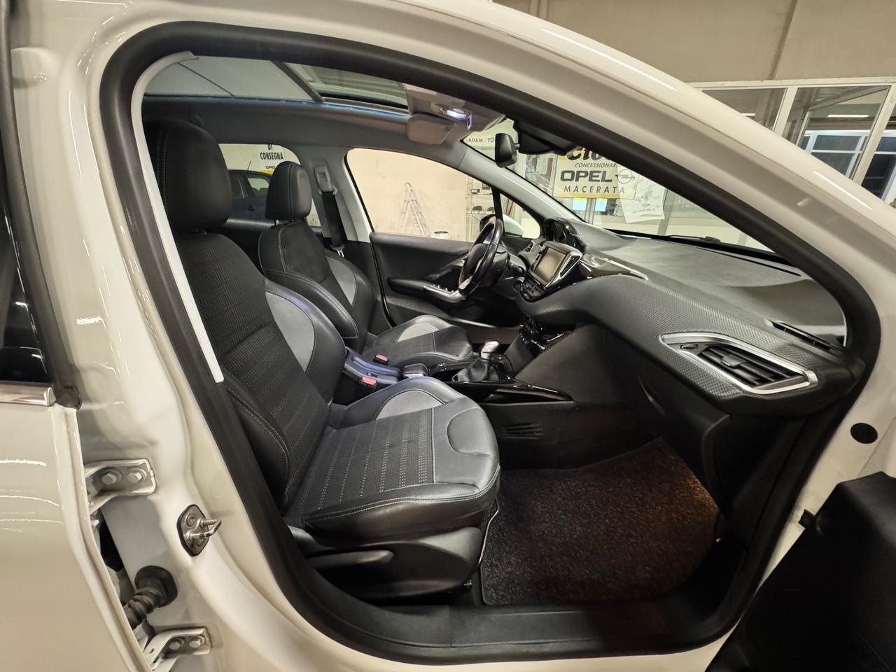 Peugeot 2008 BlueHDi 100 GT Line