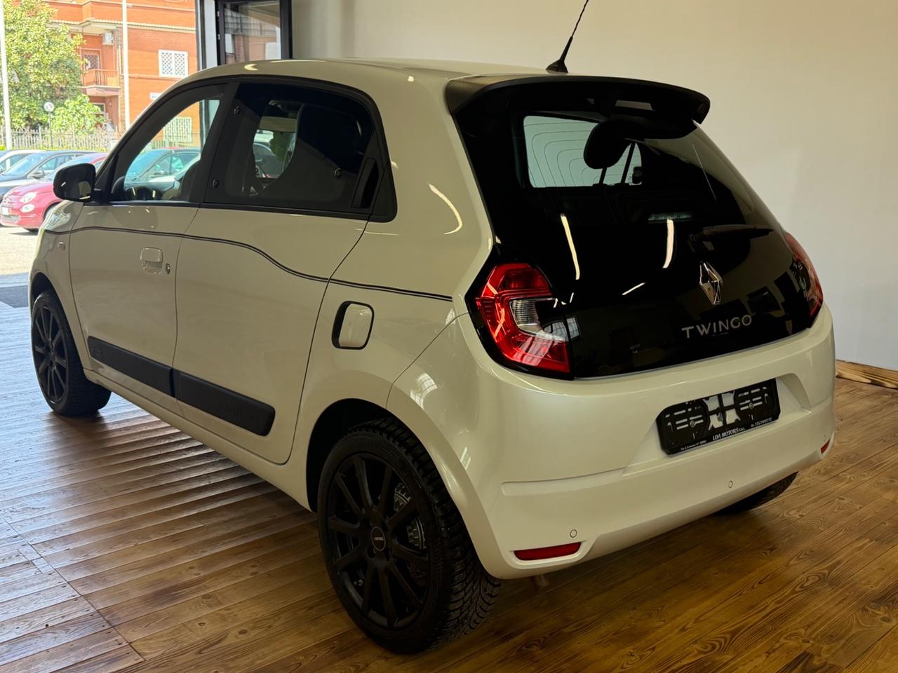 Renault Twingo SCe 65 CV Urban Night