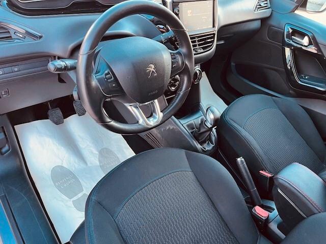 PEUGEOT 208 1.2 BENZINA/GPL 82 CV VERSIONE SIGNATURE