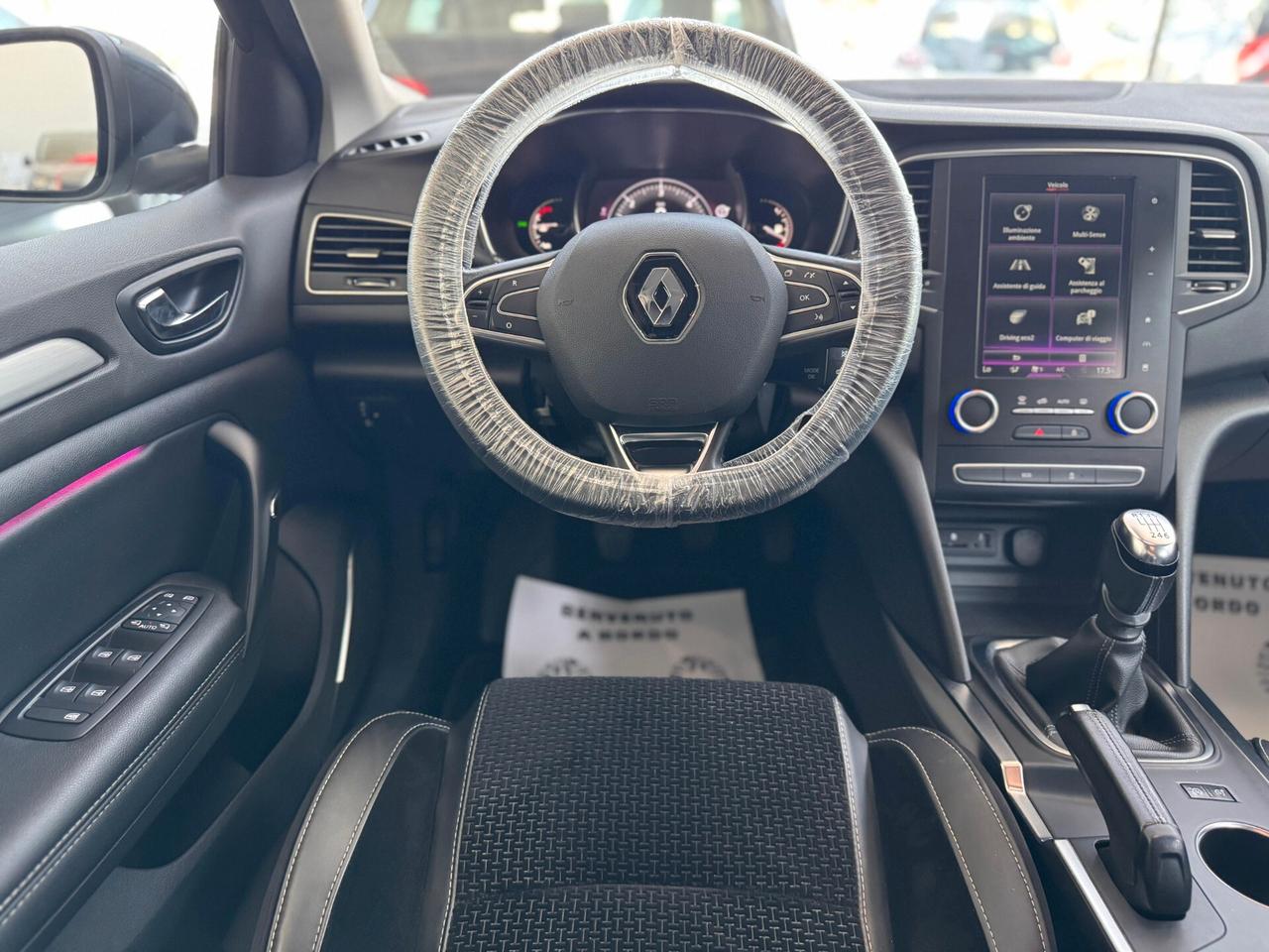 Renault Megane Mégane dCi 8V 110 CV EDC Energy Bose