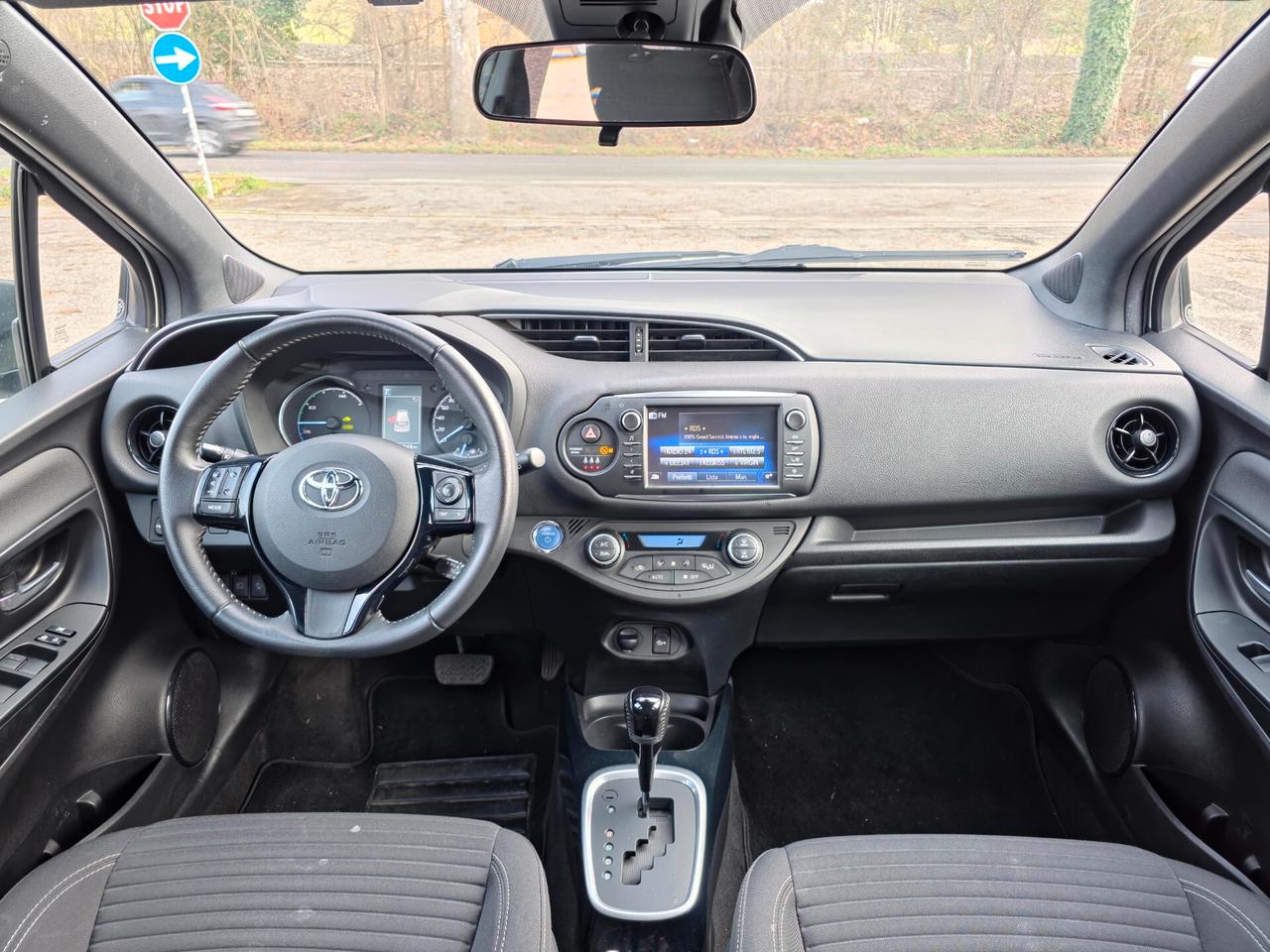 Toyota Yaris 1.5 Hybrid 5 Trend White Edition 2017-E6B