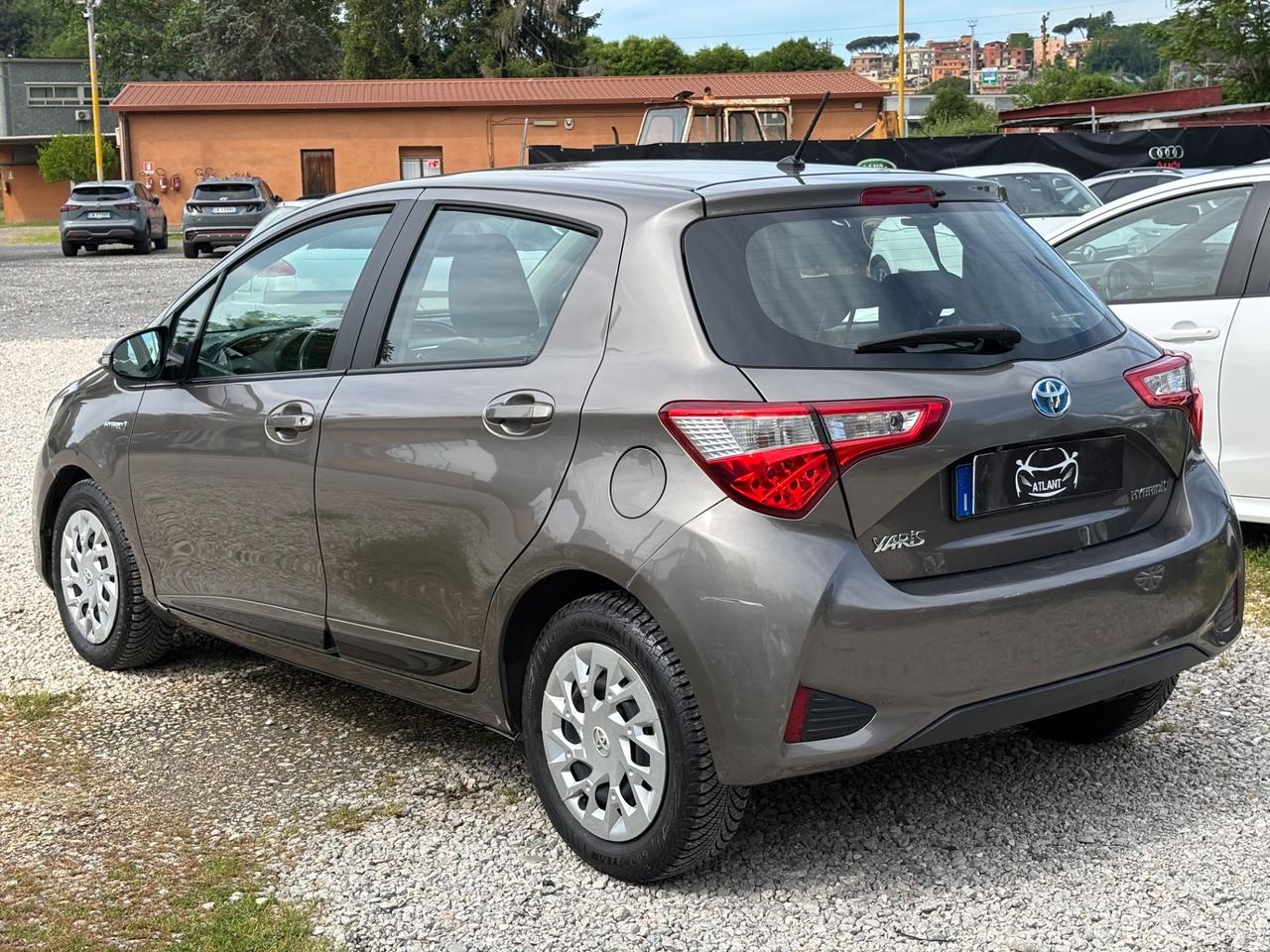 Toyota Yaris 1.5 Hybrid 5 porte Active